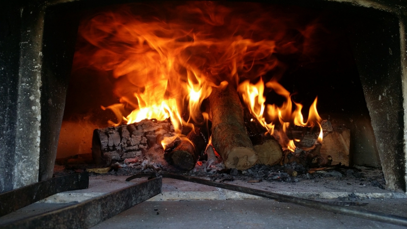 pizzeria-ST MANDRIER SUR MER-min_wood-fired-oven-1960099